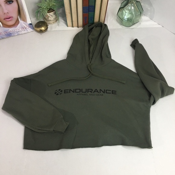 Bella+Canvas Cropped Hooded Sweatshirt - Picture 1 of 7